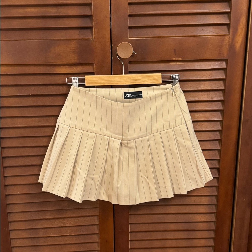 Zara Tan Pleated Skirt